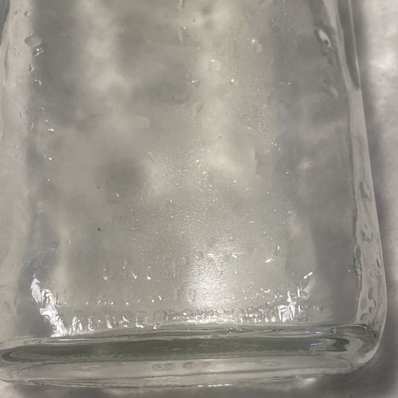 Vintage Embossed Old Crow Kentucky Bourbon Whiskey Bottle One Pint Clear - Picture 6 of 7